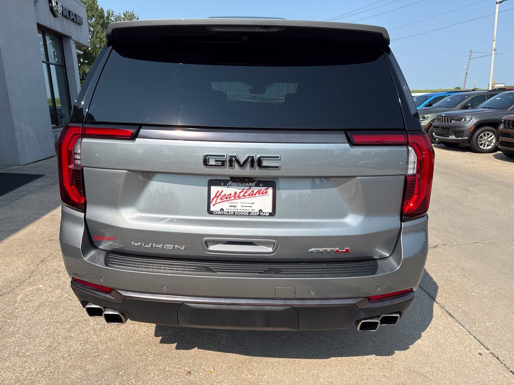Used 2026 GMC Yukon AT4 Ultimate AWD/4WD image 10