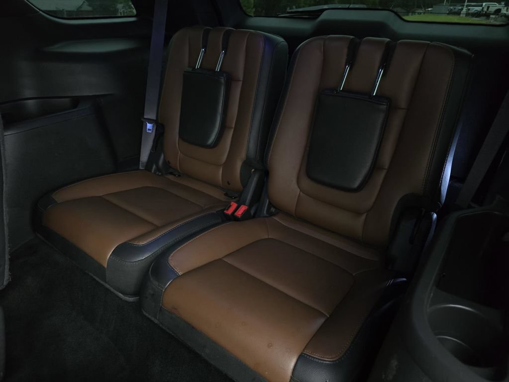 Used 2015 Ford Explorer Limited w/ Equipment Group 301A FWD image 27
