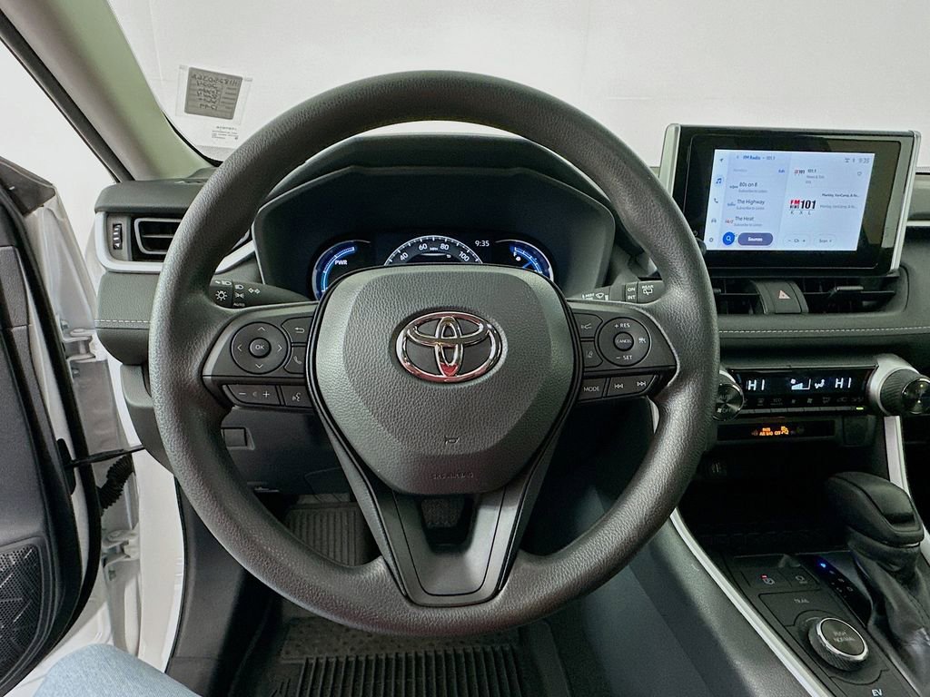 Used 2024 Toyota RAV4 XLE image 12