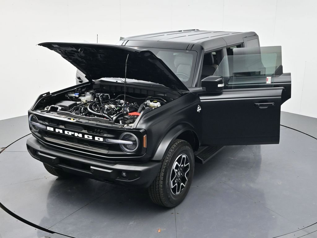 Used 2025 Ford Bronco Outer Banks w/ Matte Film Protection Package AWD/4WD image 55