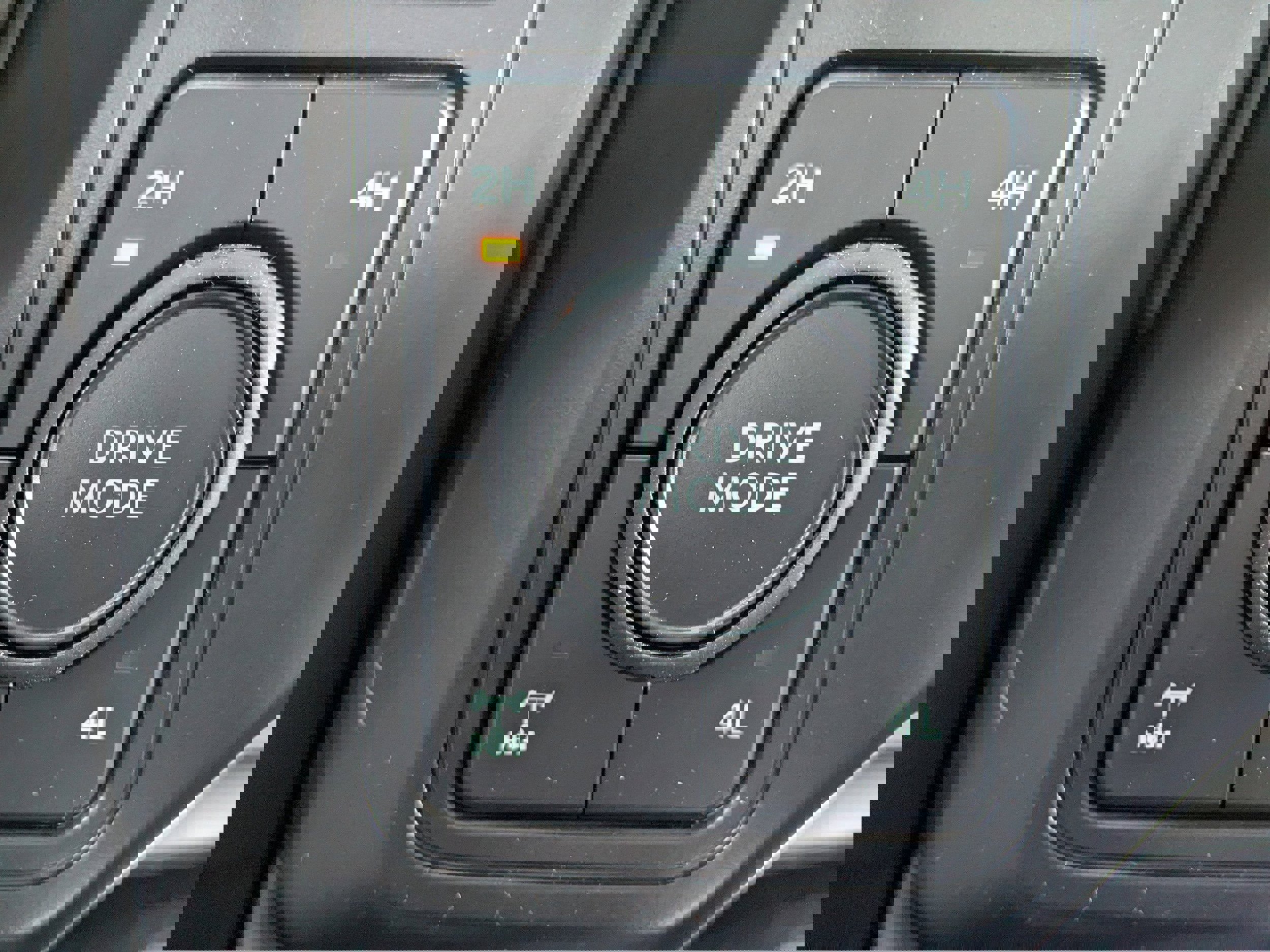 New 2025 Ford F250 Lariat w/ Lariat Ultimate Package image 26