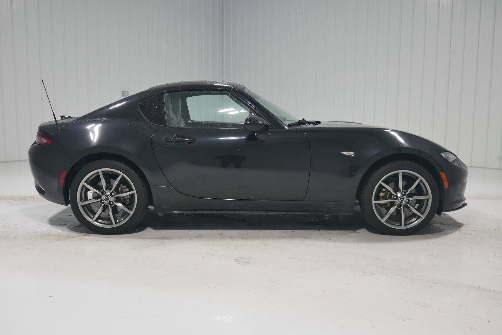 Used 2021 MAZDA MX-5 Miata RF Grand Touring image 4