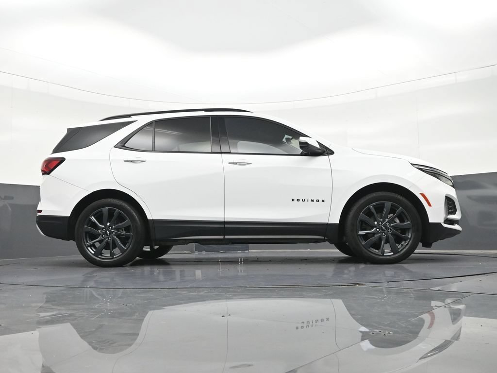 Used 2023 Chevrolet Equinox RS w/ RS Leather Package FWD image 28