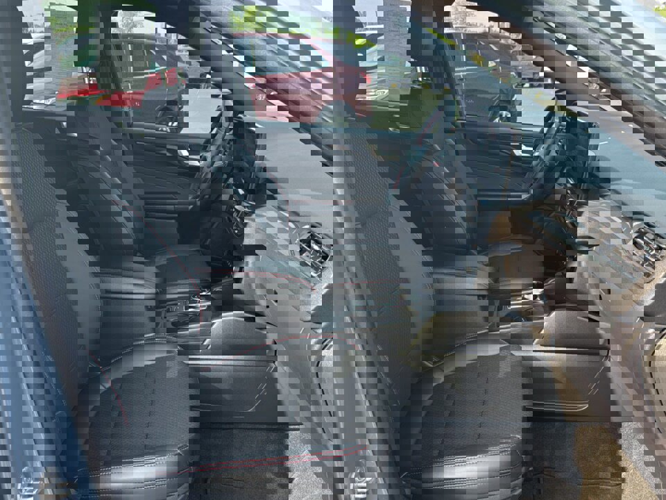 Used 2025 Ford Escape ST-Line w/ Tech Pack #1 image 11