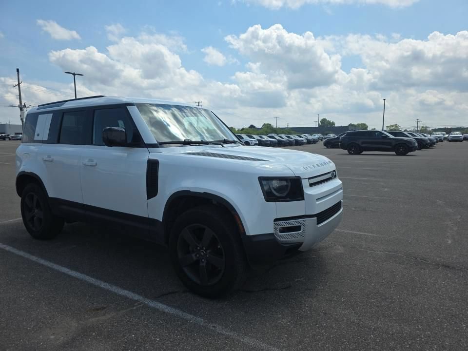 Used 2024 Land Rover Defender 110 S AWD/4WD image 5