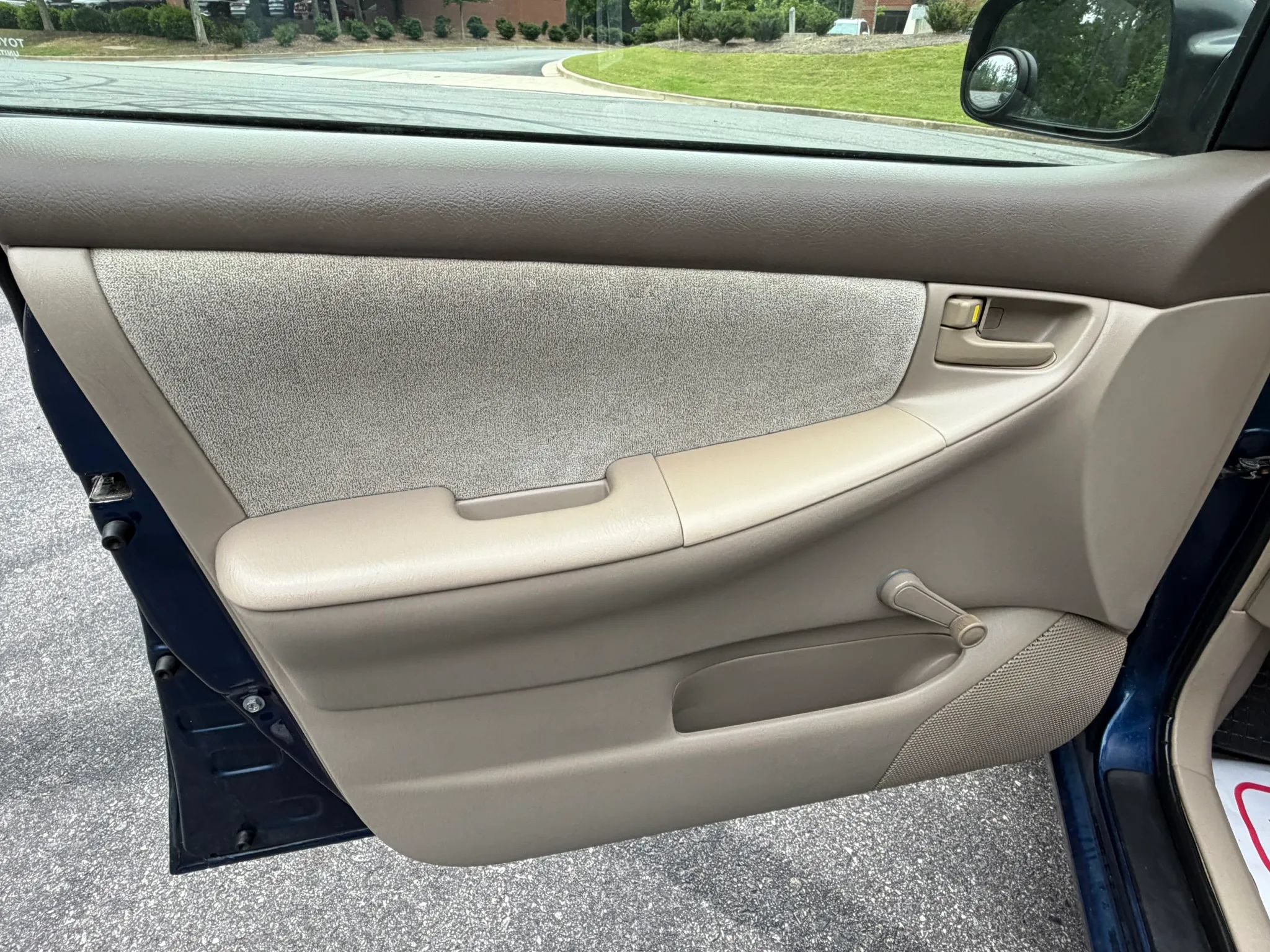 Used 2006 Toyota Corolla S FWD image 14