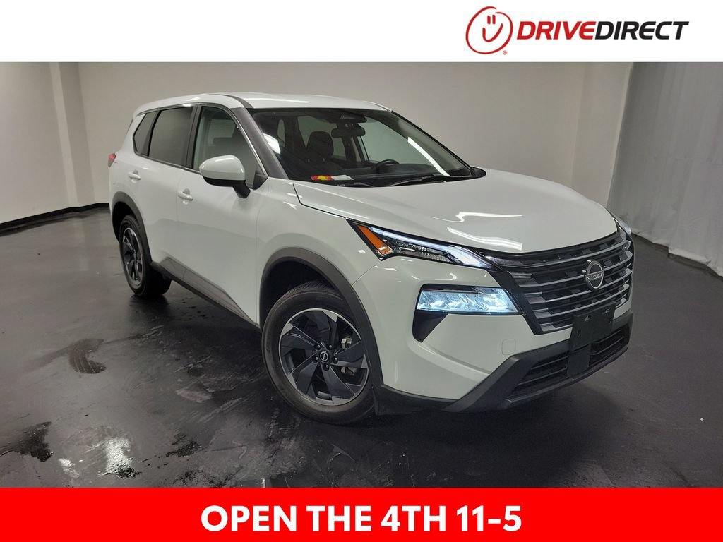 Used 2024 Nissan Rogue SV FWD image 1