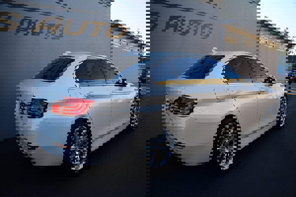 Used 2014 BMW 535i xDrive Sedan image 21