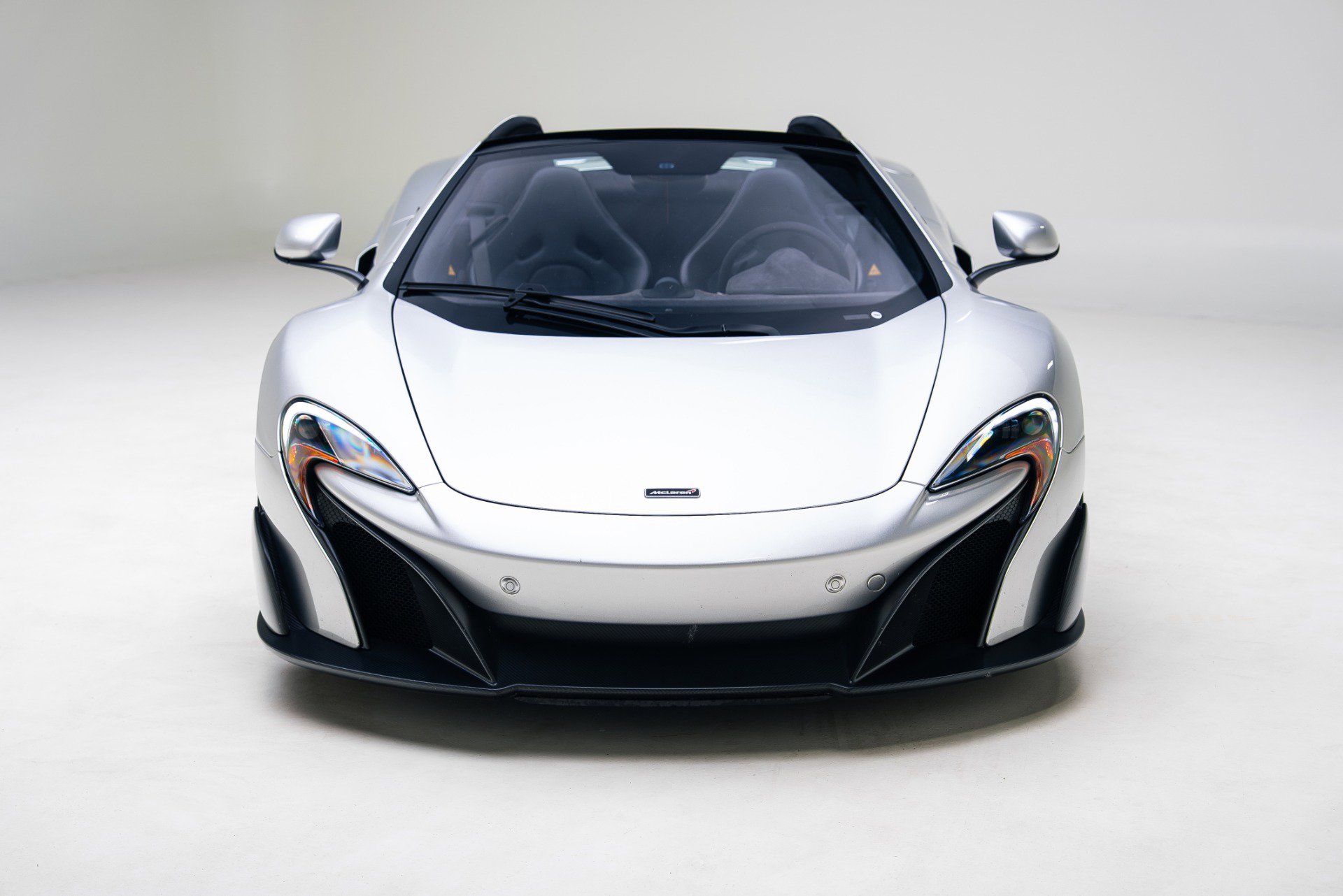 Used 2016 McLaren 675LT image 4