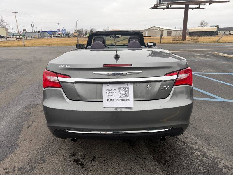 Used 2013 Chrysler 200 Touring image 8