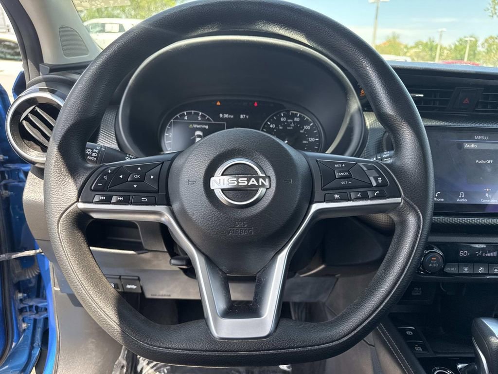Used 2022 Nissan Kicks SV FWD image 26