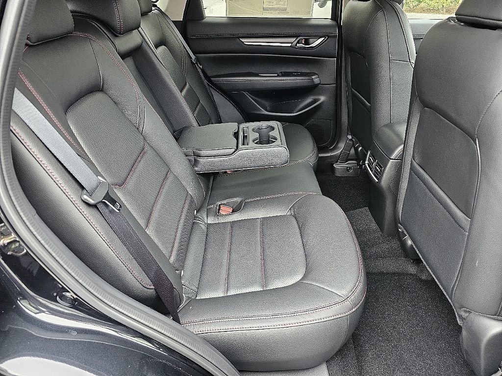 New 2025 MAZDA CX-5 Carbon Edition image 10