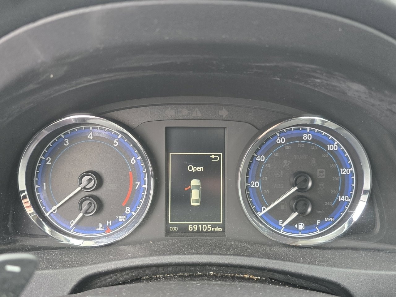 Used 2017 Toyota Corolla SE image 17