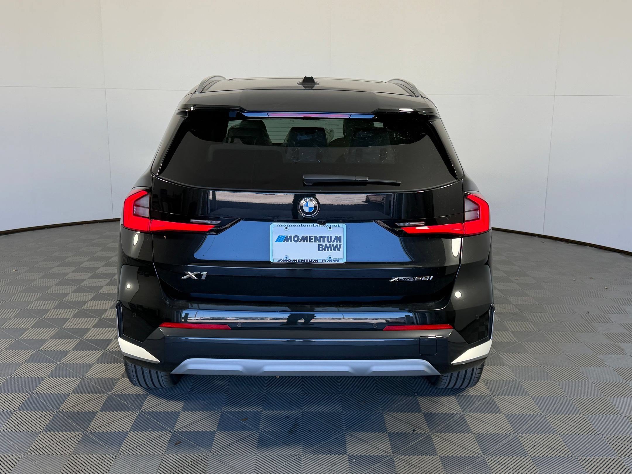 Used 2026 BMW X1 xDrive28i w/ Technology Package AWD/4WD image 10