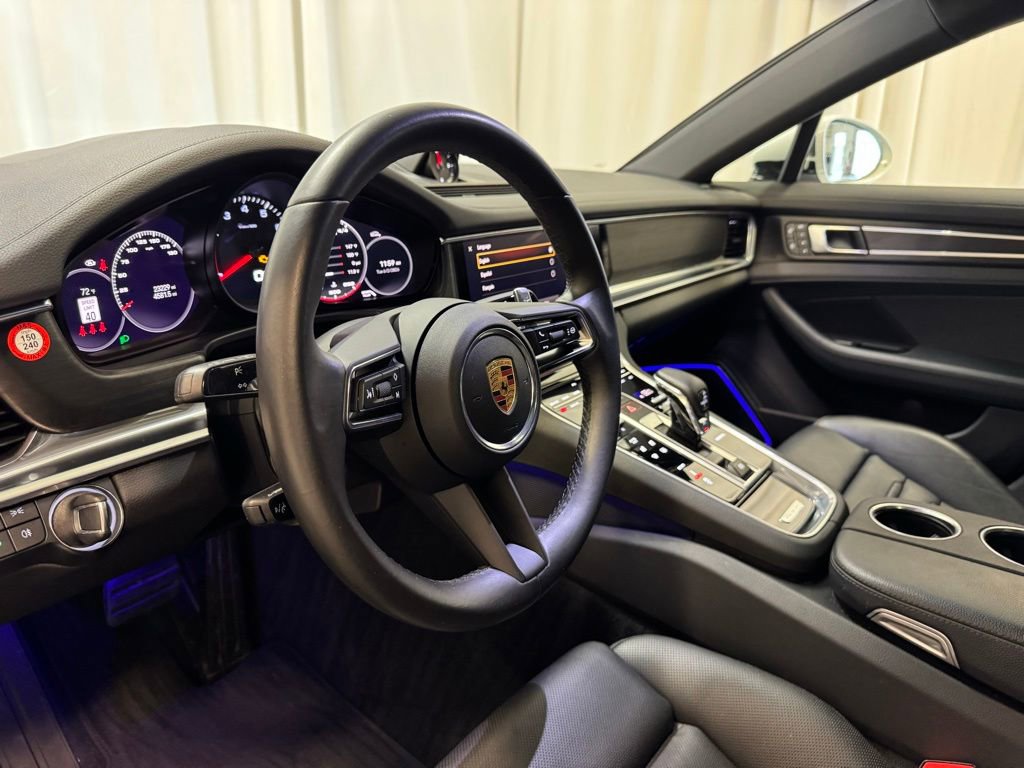 Certified 2023 Porsche Panamera 4 Platinum Edition AWD/4WD image 12