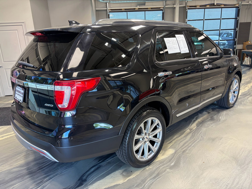 Used 2017 Ford Explorer Limited AWD/4WD image 32