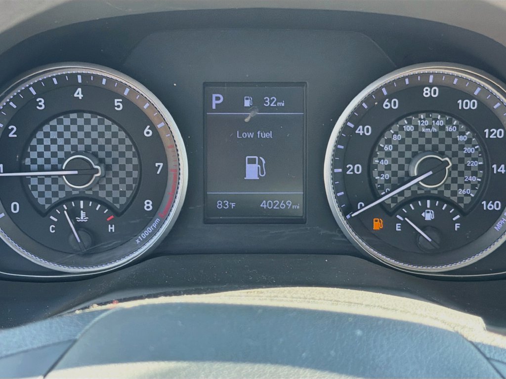 Used 2020 Hyundai Elantra SE FWD image 31
