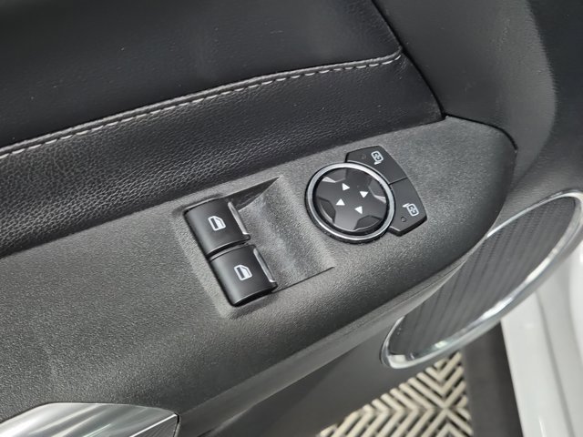 Used 2020 Ford Mustang Premium image 12