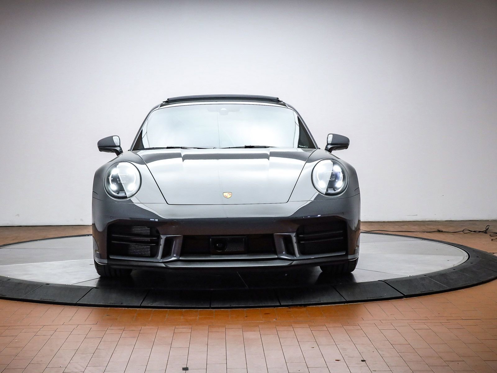 Used 2025 Porsche 911 Carrera image 15