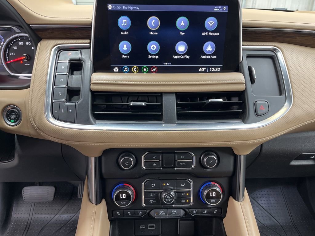 Used 2021 Chevrolet Suburban Premier w/ Premium Package image 18