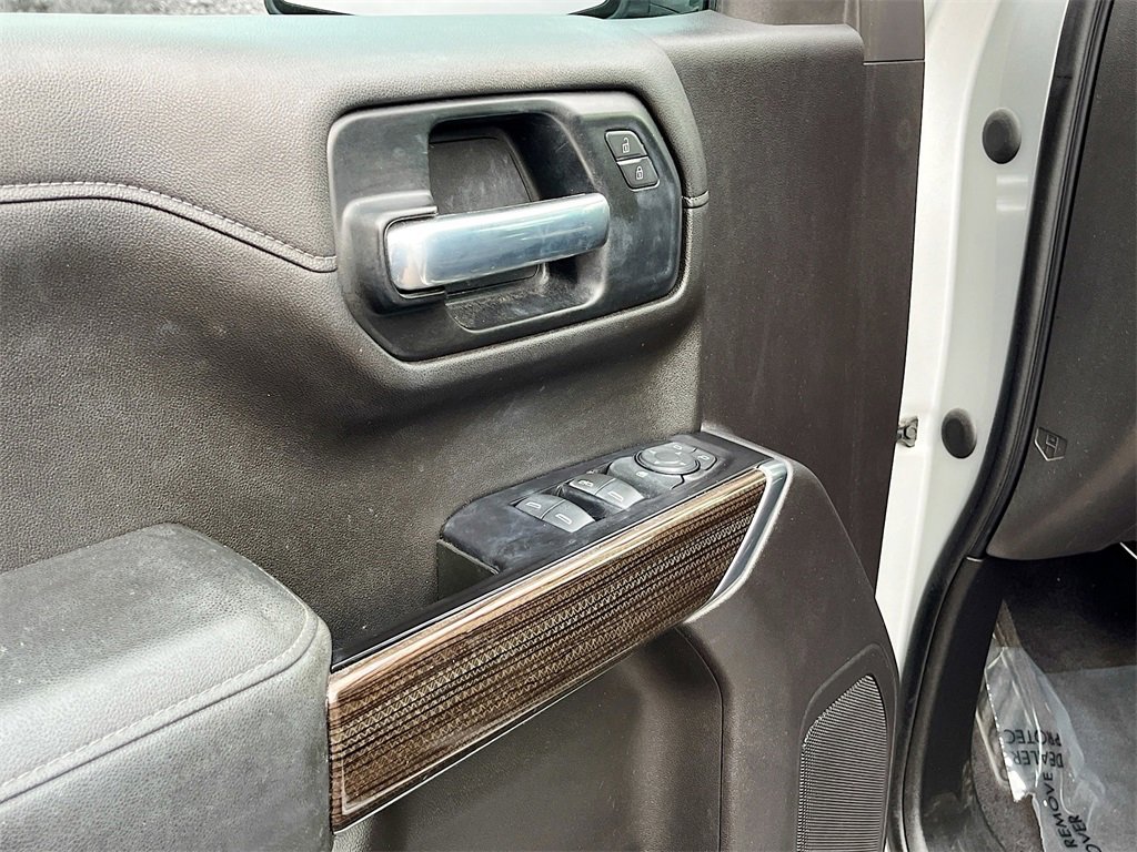 Used 2020 Chevrolet Silverado 1500 RST w/ All-Star Edition image 16