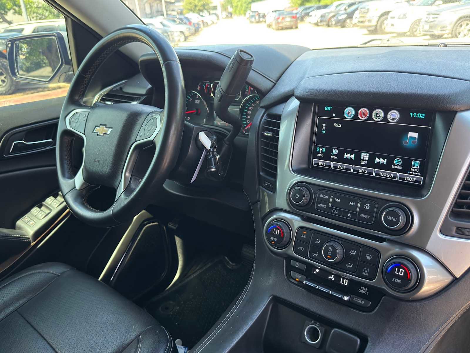 Used 2016 Chevrolet Suburban LS w/ Enhanced Driver Alert Package RWD image 30