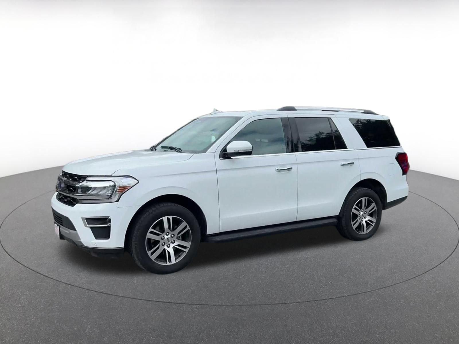 Used 2024 Ford Expedition Limited RWD image 7