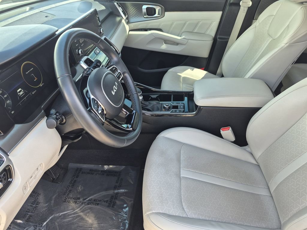 Certified 2023 Kia Sorento SX image 10