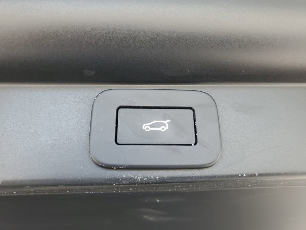 Certified 2025 Land Rover Range Rover SE AWD/4WD image 32