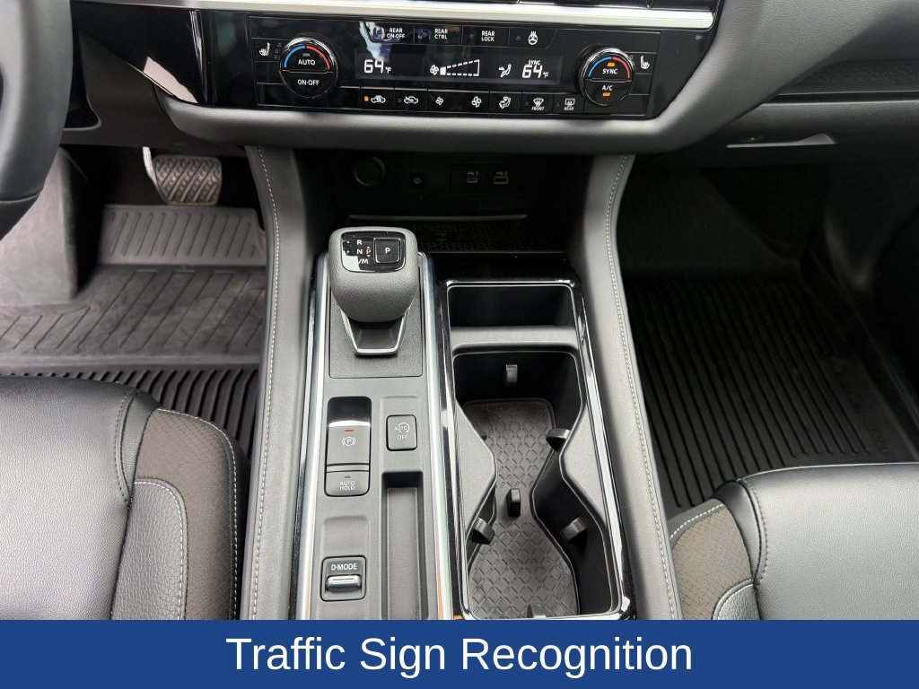 Used 2024 Nissan Pathfinder SL w/ SL Premium Package FWD image 21
