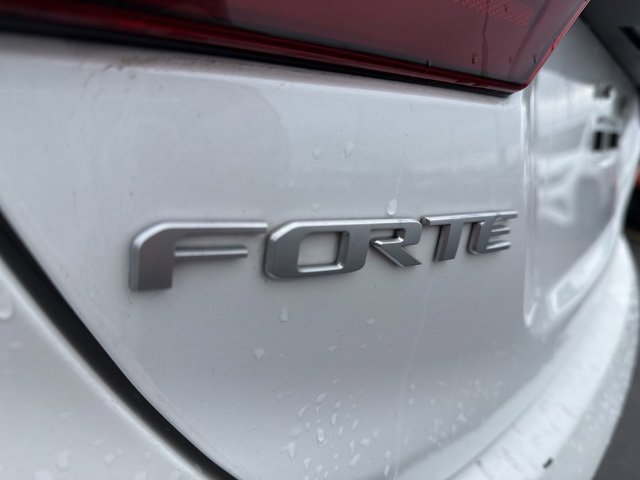 Used 2023 Kia Forte LXS image 38