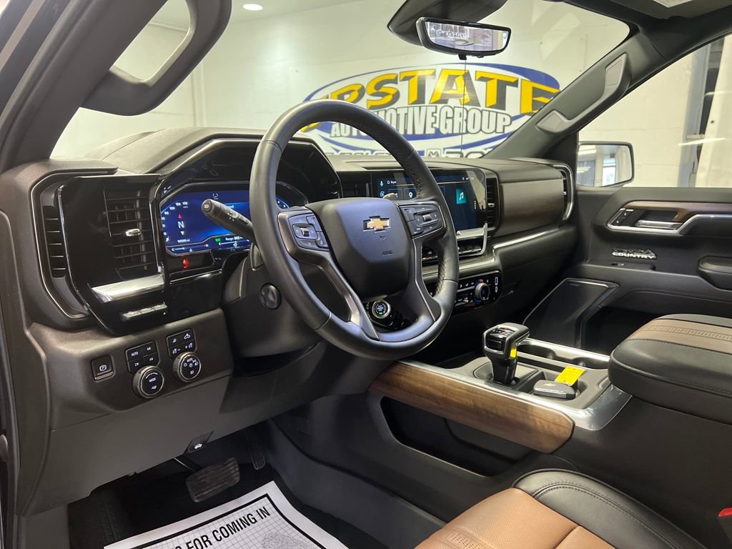 Used 2023 Chevrolet Silverado 1500 High Country w/ High Country Premium Package image 20