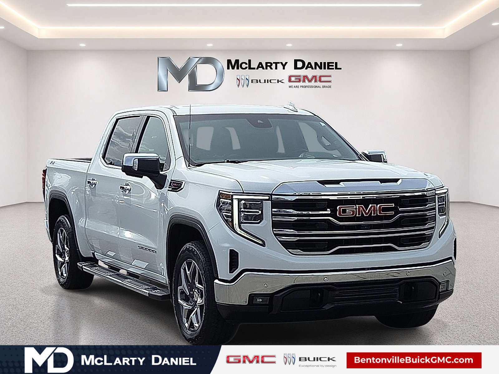 Certified 2024 GMC Sierra 1500 SLT w/ SLT Premium Plus Package AWD/4WD image 1