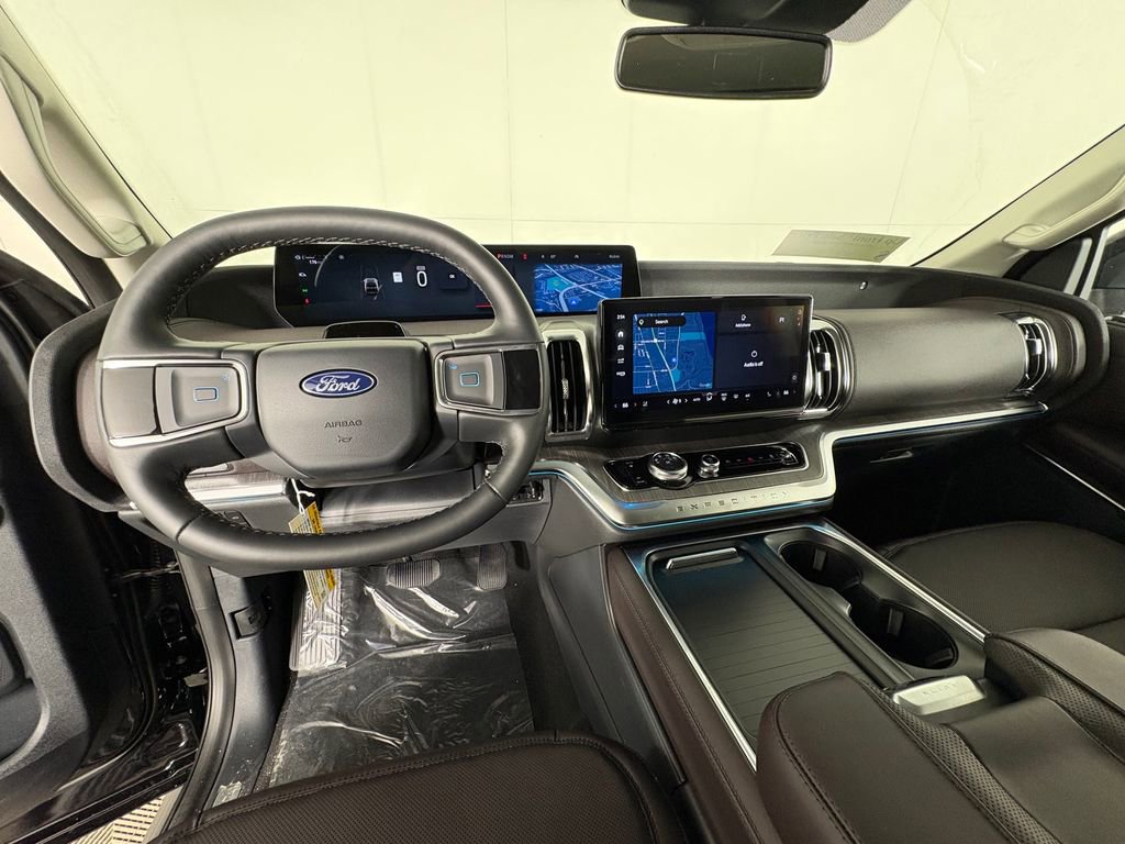 New 2026 Ford Expedition Platinum image 8