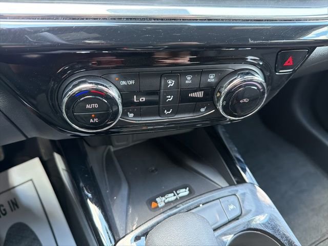 Used 2024 Chevrolet Trax RS w/ Sunroof Package image 31