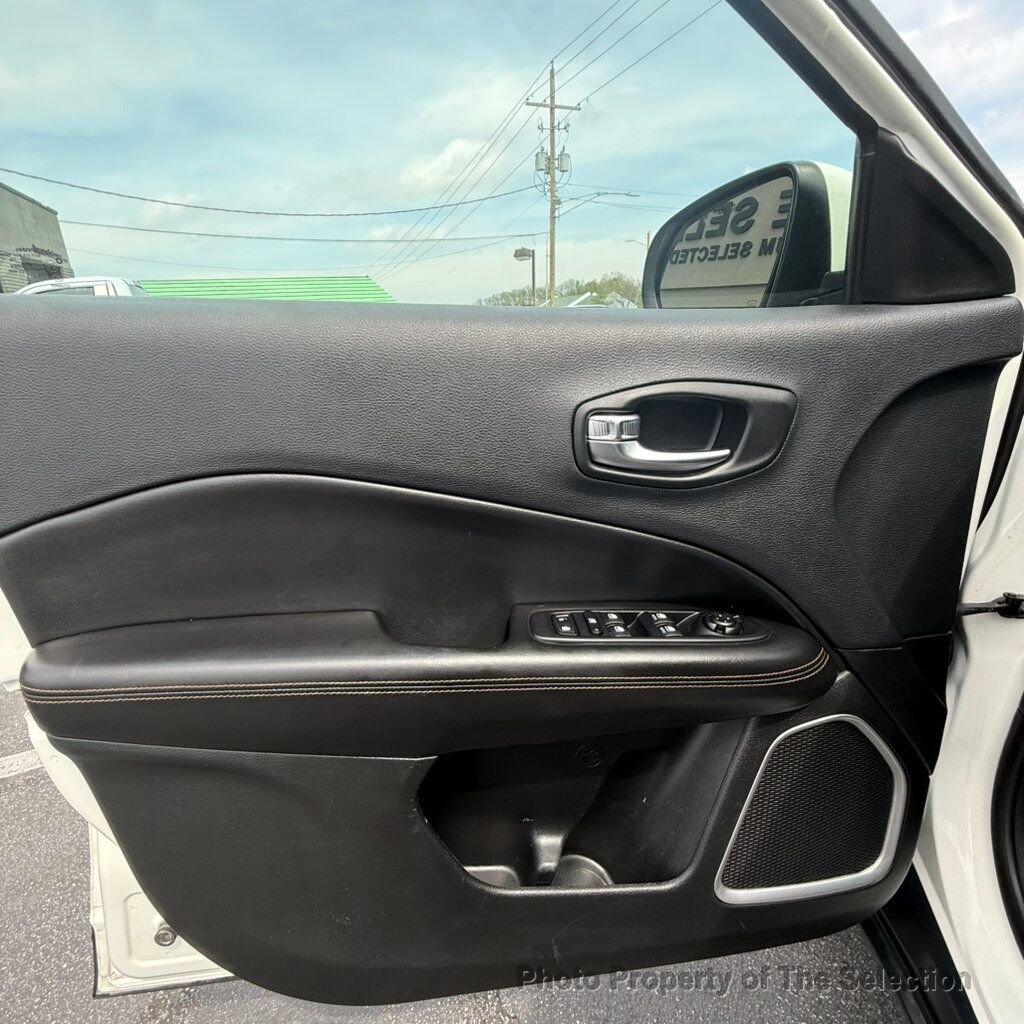 Used 2019 Jeep Compass Limited image 21