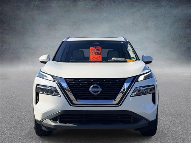 Used 2023 Nissan Rogue SV w/ SV Premium B Package image 6