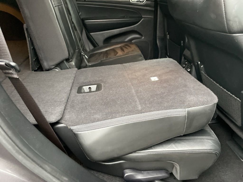 Used 2021 Jeep Grand Cherokee Laredo X image 33