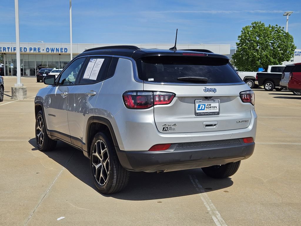 Used 2025 Jeep Compass Limited AWD/4WD image 6