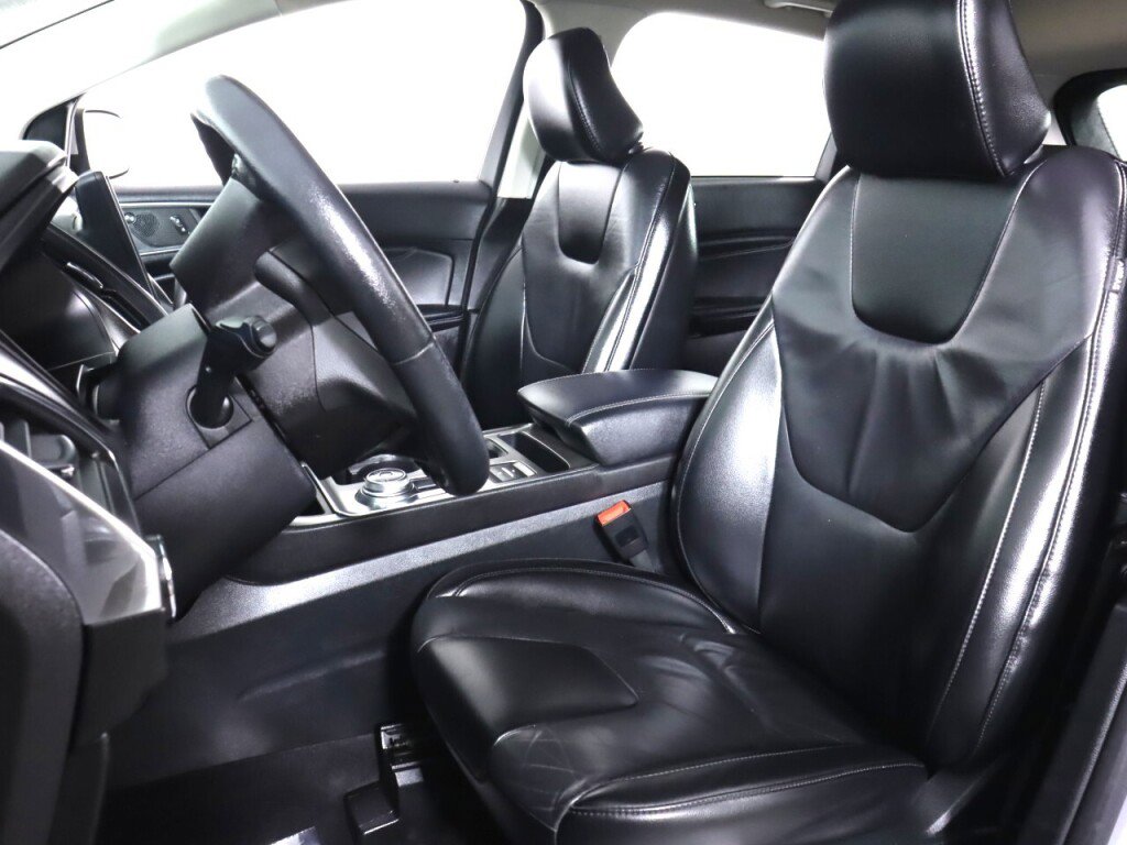 Used 2022 Ford Edge Titanium image 27