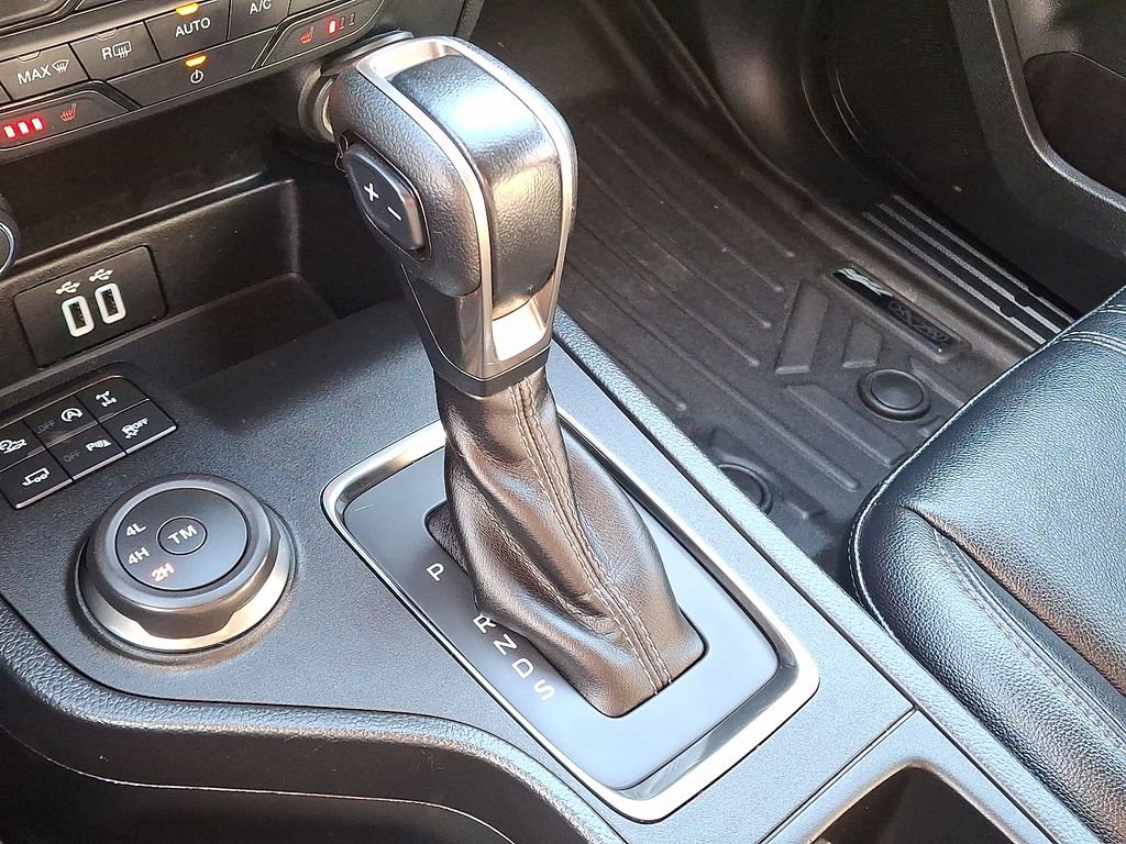 Used 2019 Ford Ranger Lariat w/ Equipment Group 501A Mid image 16