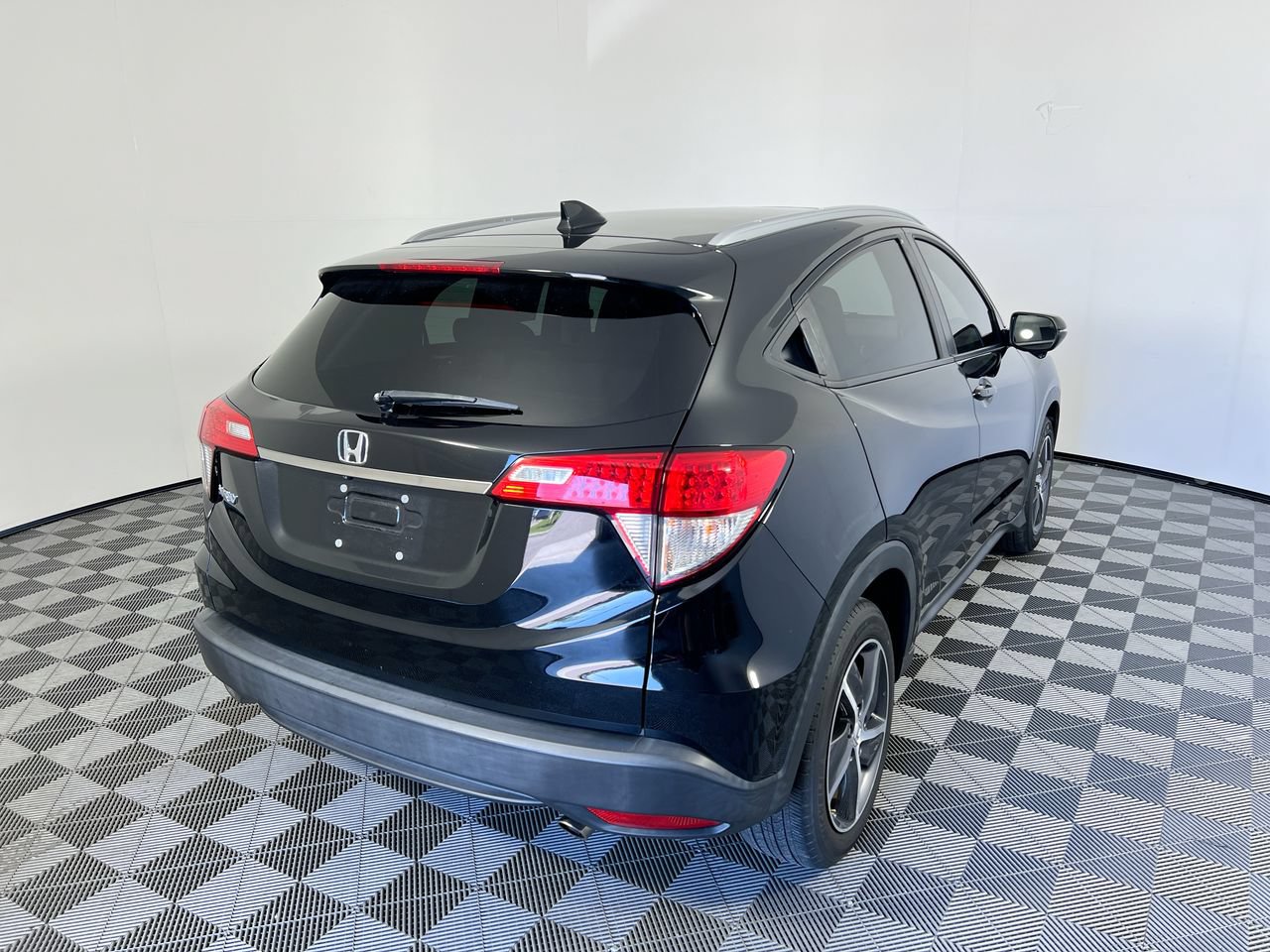 Used 2022 Honda HR-V EX image 3