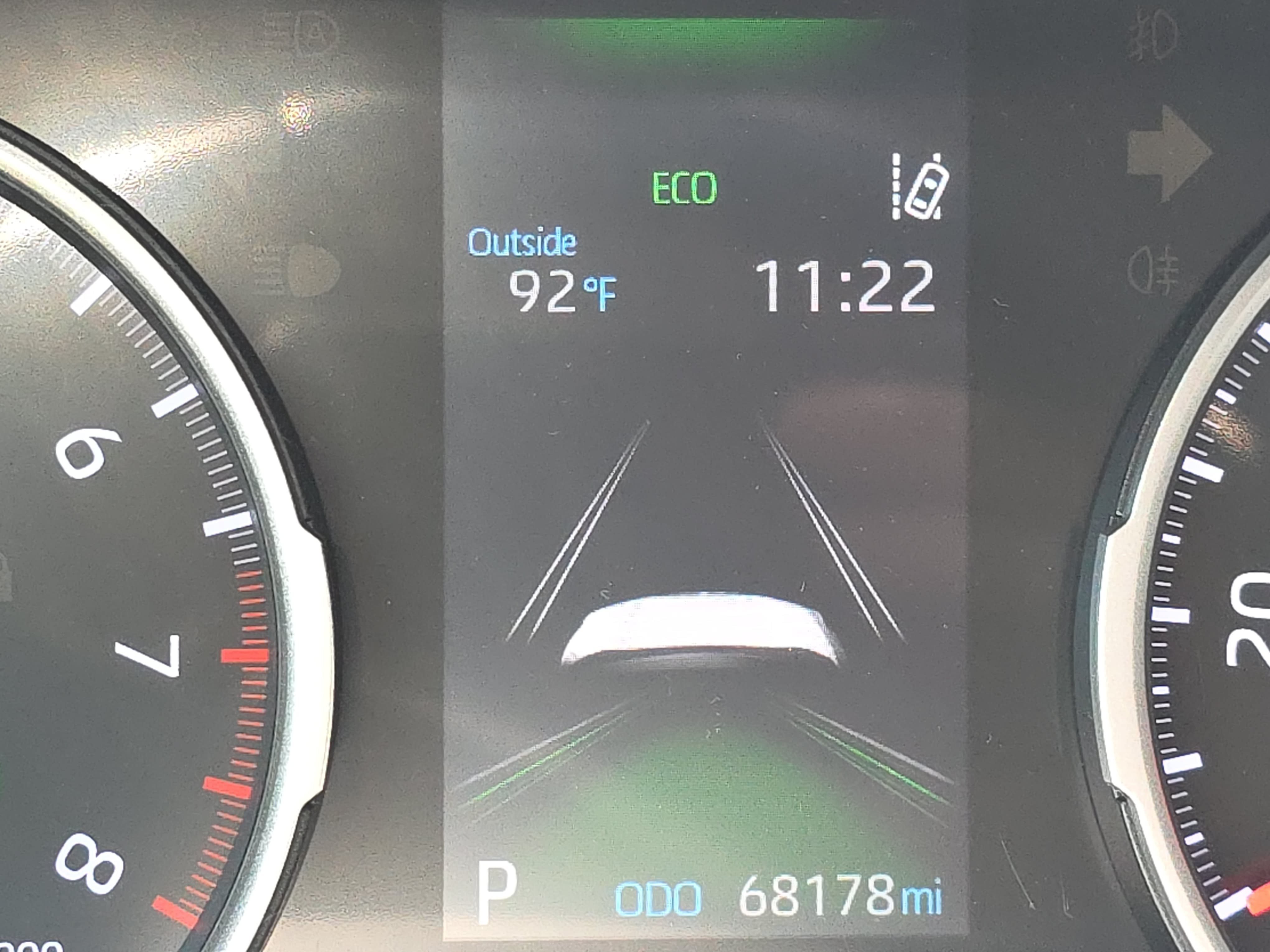Used 2019 Toyota RAV4 XLE Premium FWD image 17