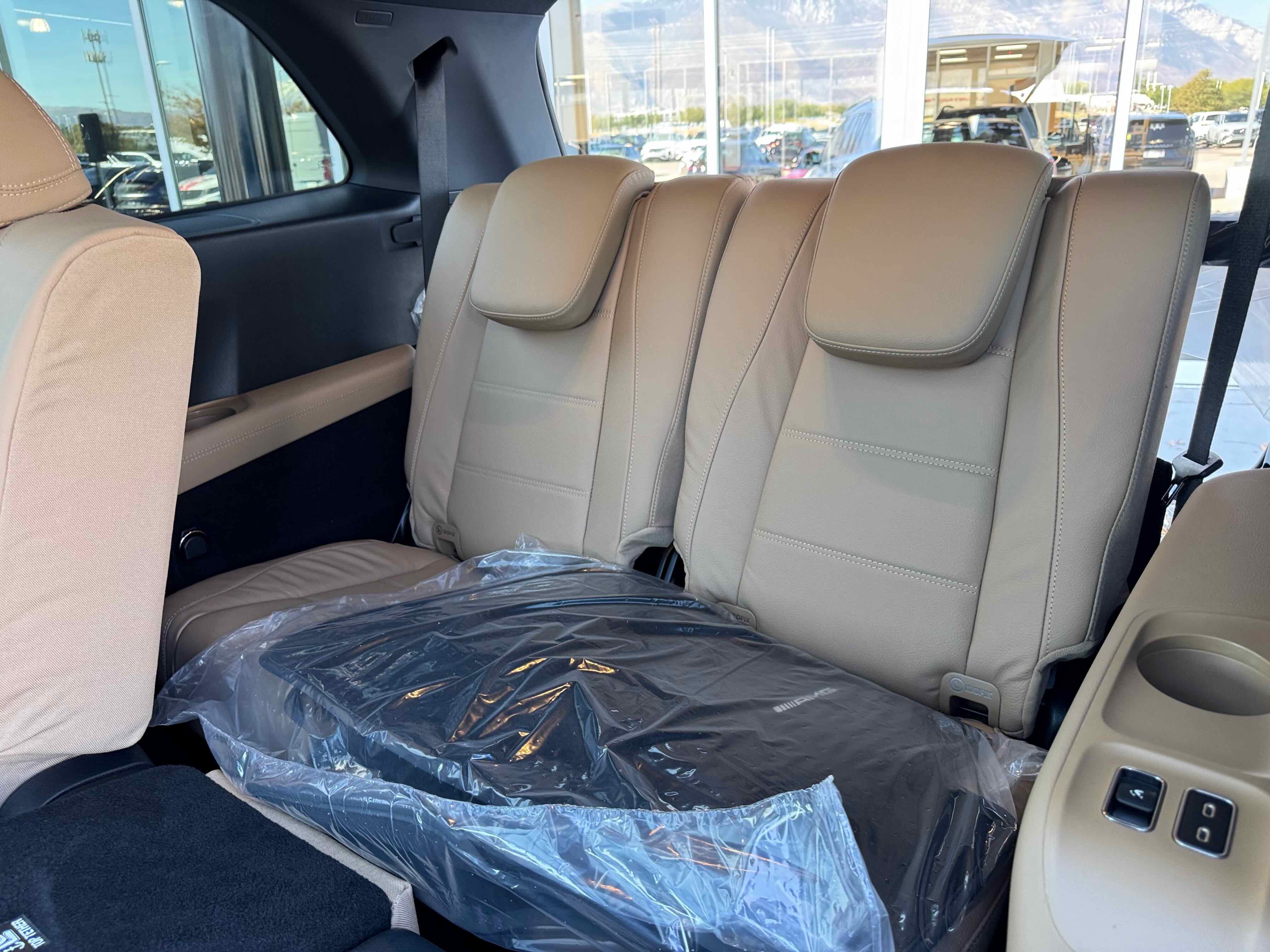 New 2026 Mercedes-Benz GLS 450 4MATIC image 30