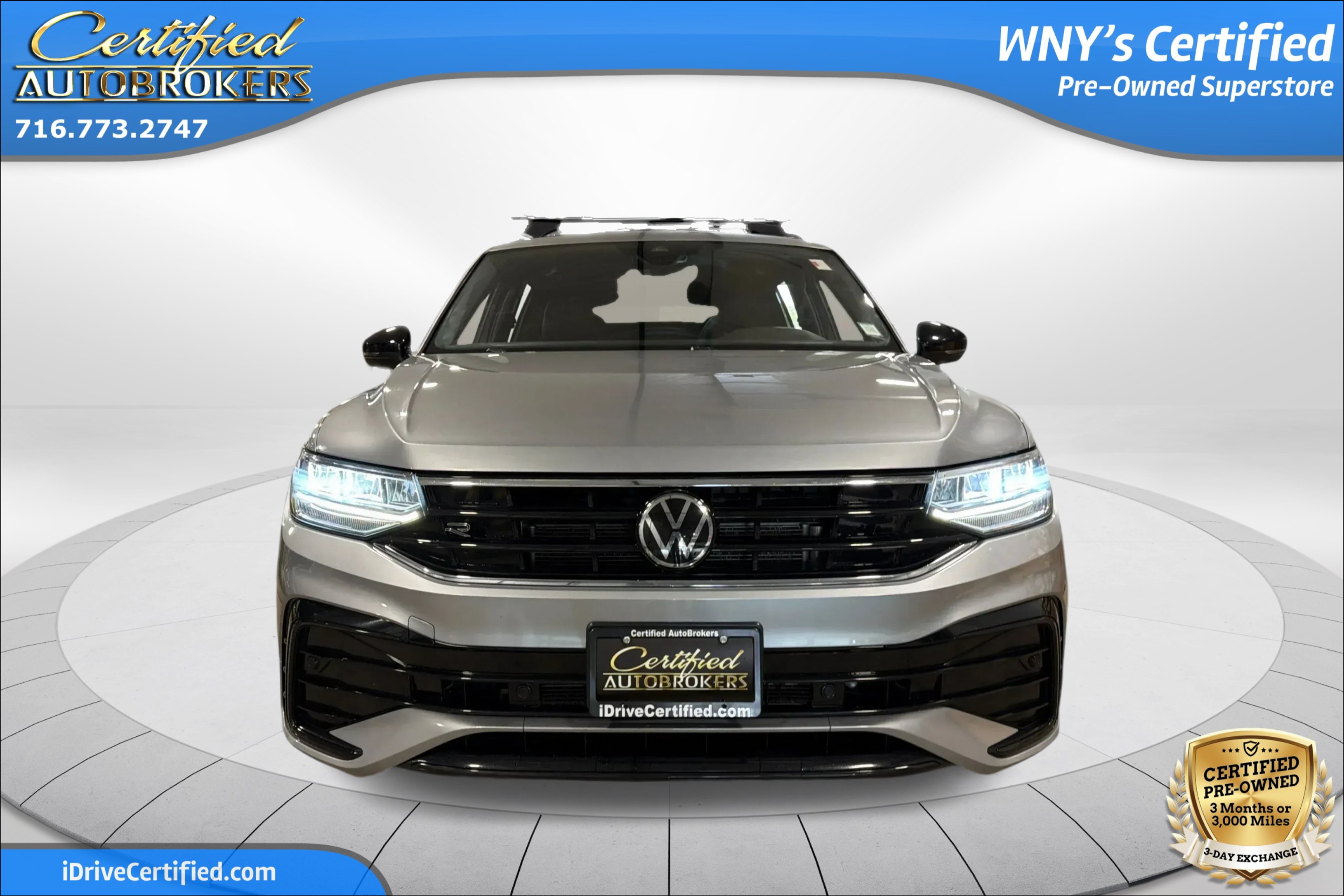Used 2022 Volkswagen Tiguan SE R-Line AWD/4WD image 2
