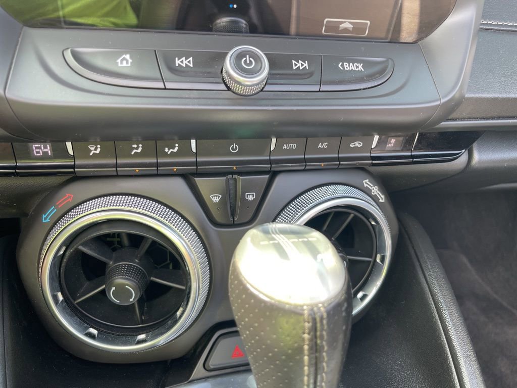 Used 2018 Chevrolet Camaro SS RWD image 23
