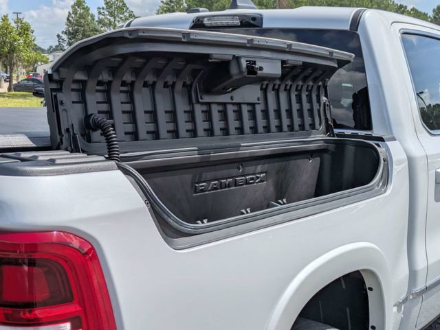 Used 2026 RAM 1500 Tungsten AWD/4WD image 14