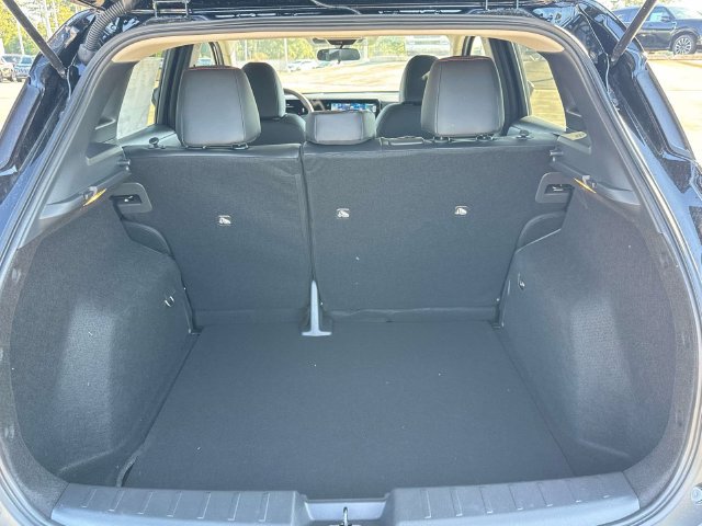 New 2027 Nissan Kicks SR FWD image 11