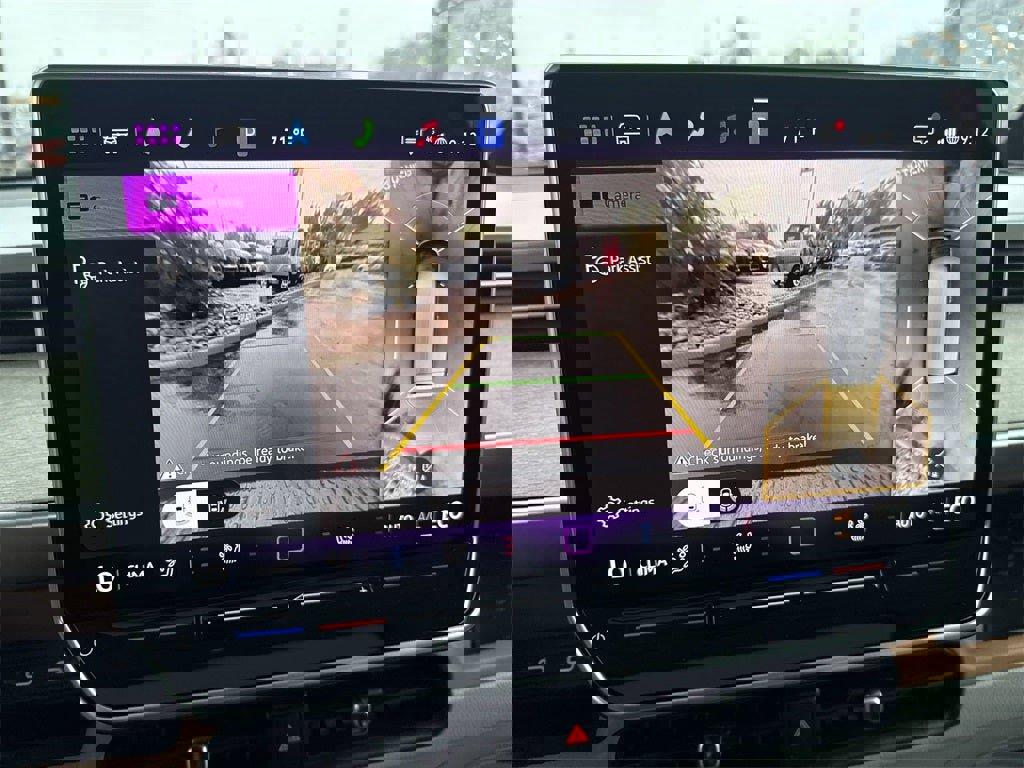 New 2025 Volkswagen ID. Buzz 1st Edition image 15