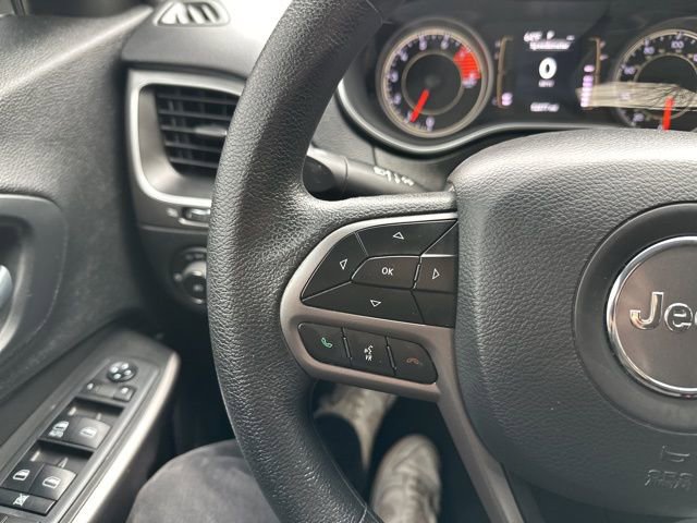 Used 2019 Jeep Cherokee Latitude w/ Popular Appearance Group image 22